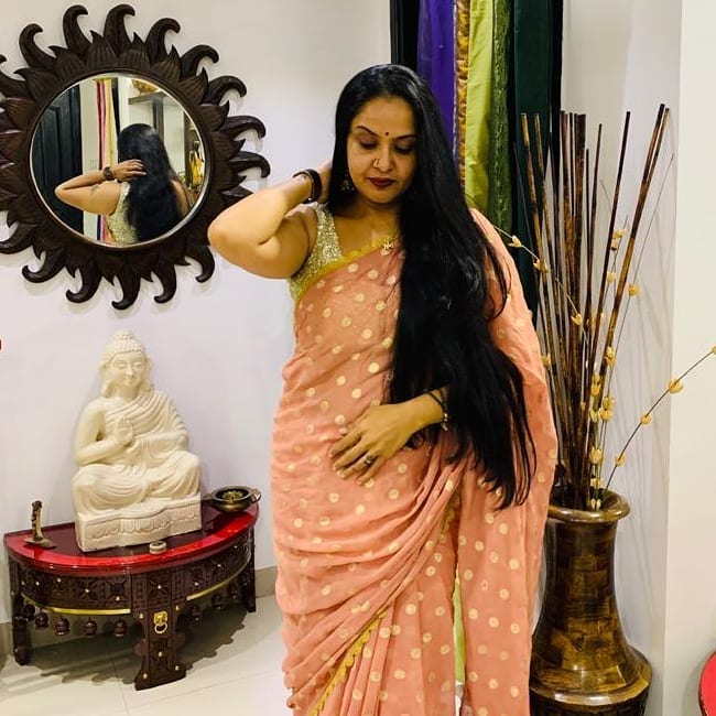 Actress Pragathi aunty Photo gallery