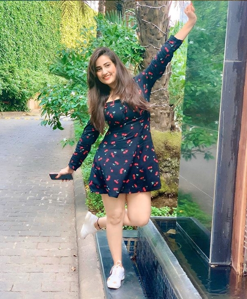 Anchor Manjusha hot images
