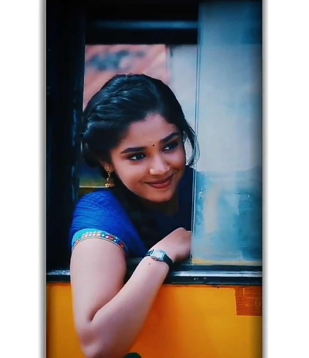 Uppena Heroine Krithi Shetty Images