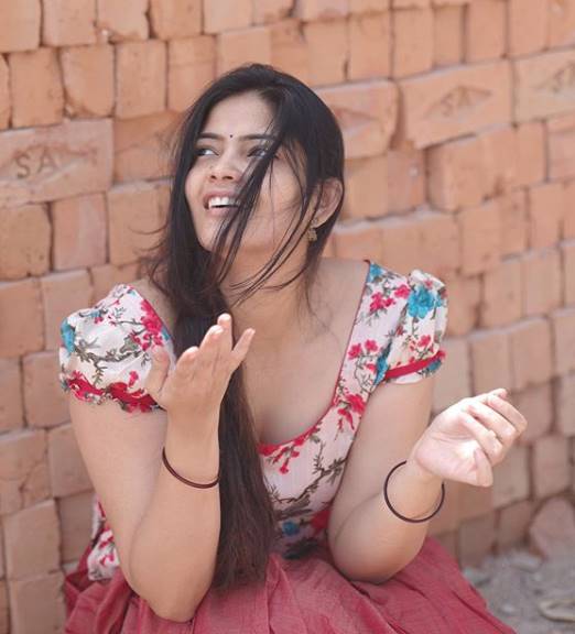 seethamma vakitlo sirimalle chettu actress kalpika ganesh