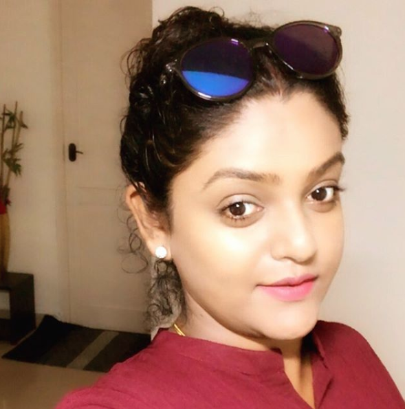 Karthika Deepam Serial Deepa Real Photos