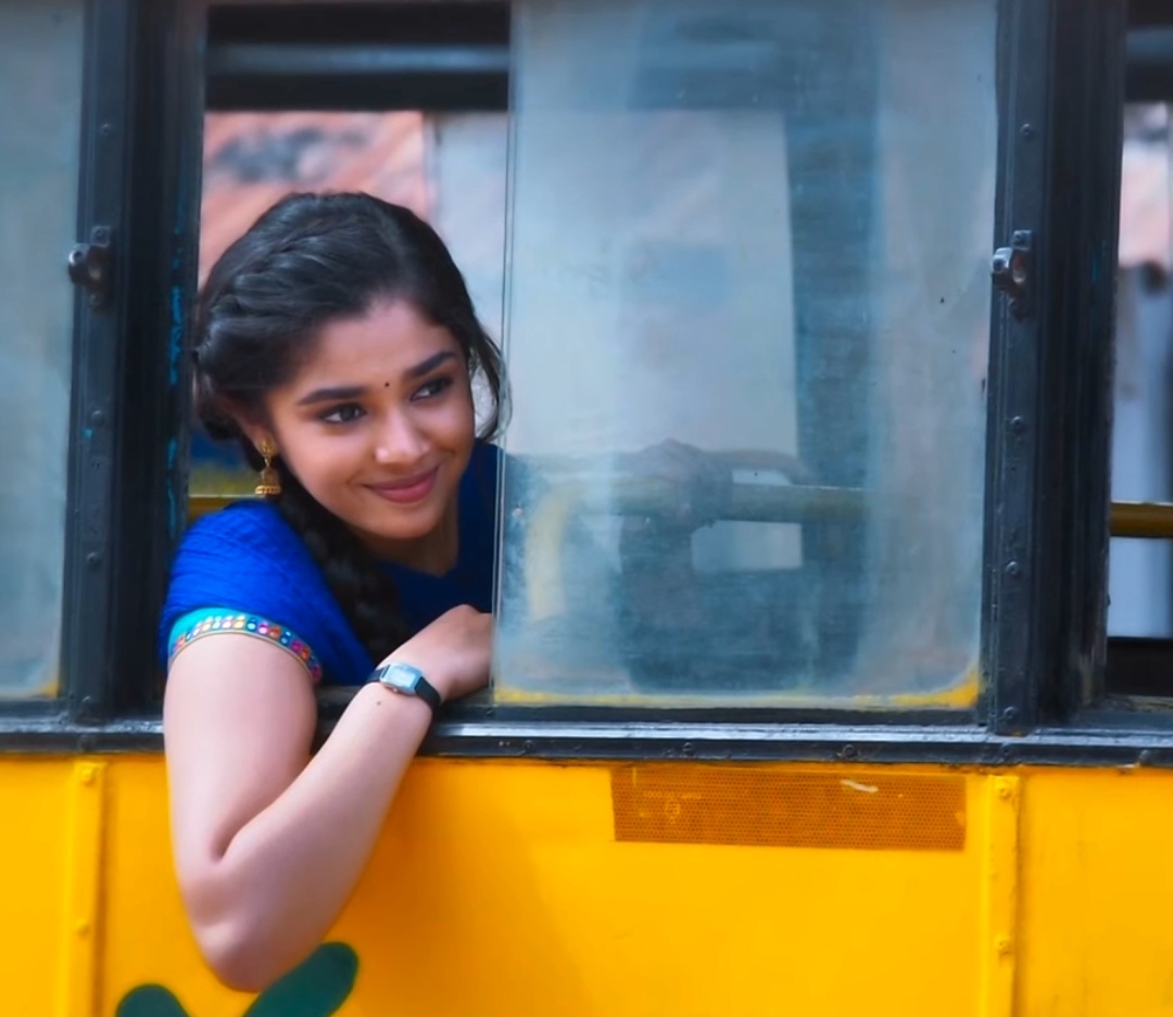 Uppena Heroine Krithi Shetty Images