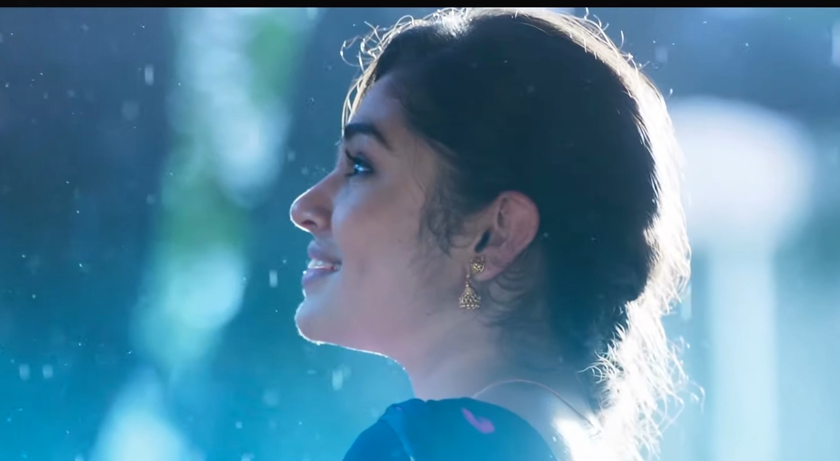 Uppena Heroine Krithi Shetty Images