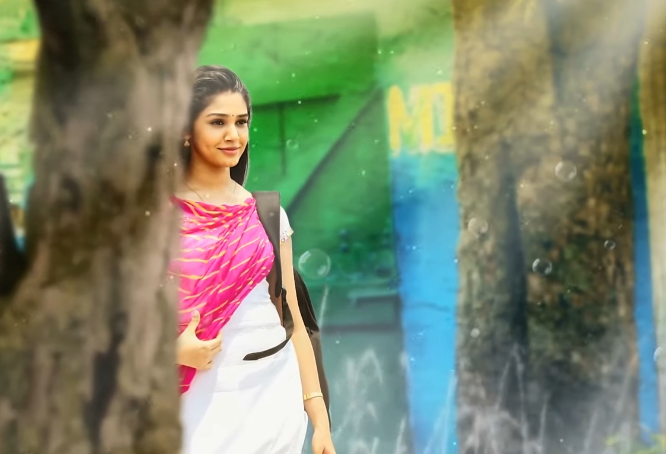 Uppena Heroine Krithi Shetty Images