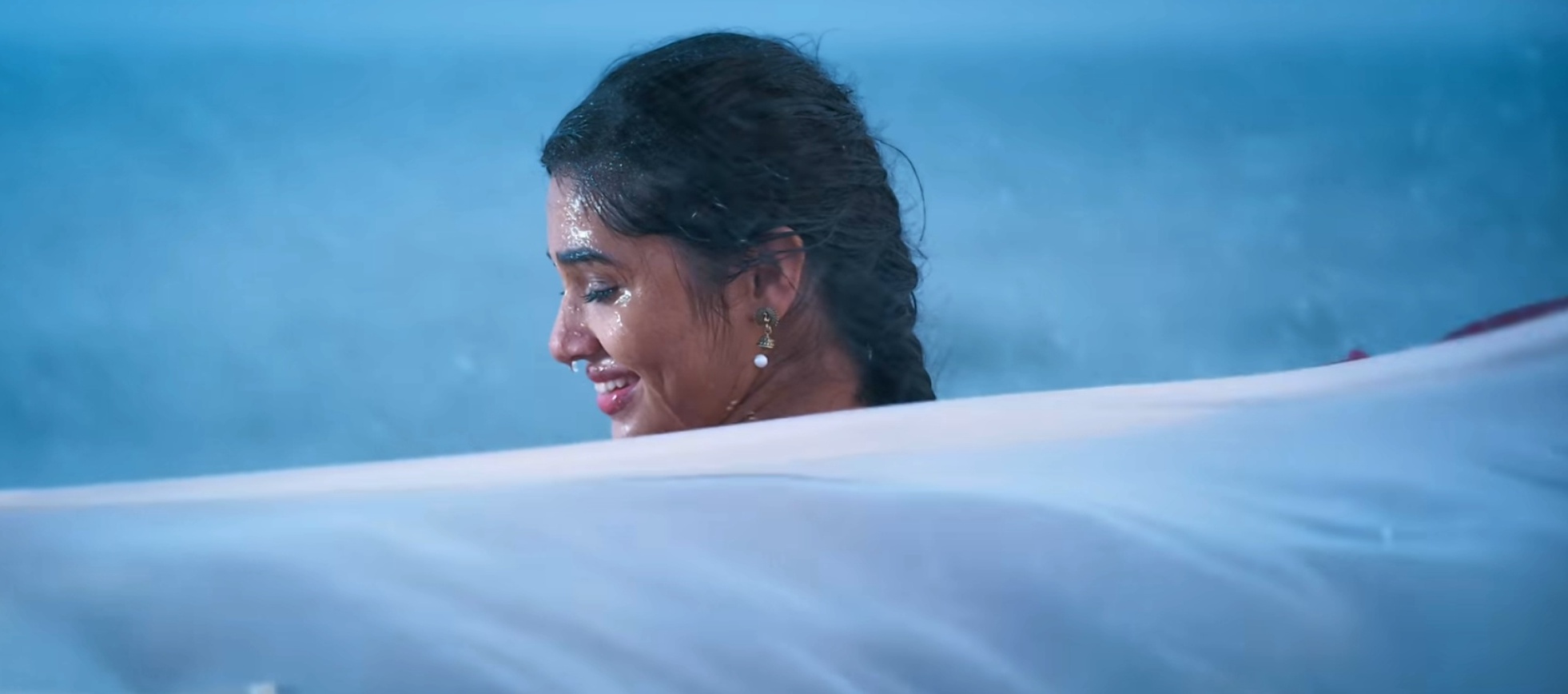 Krithi Shetty HD images