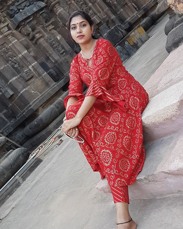adirindi actress satya sri photos and gallery