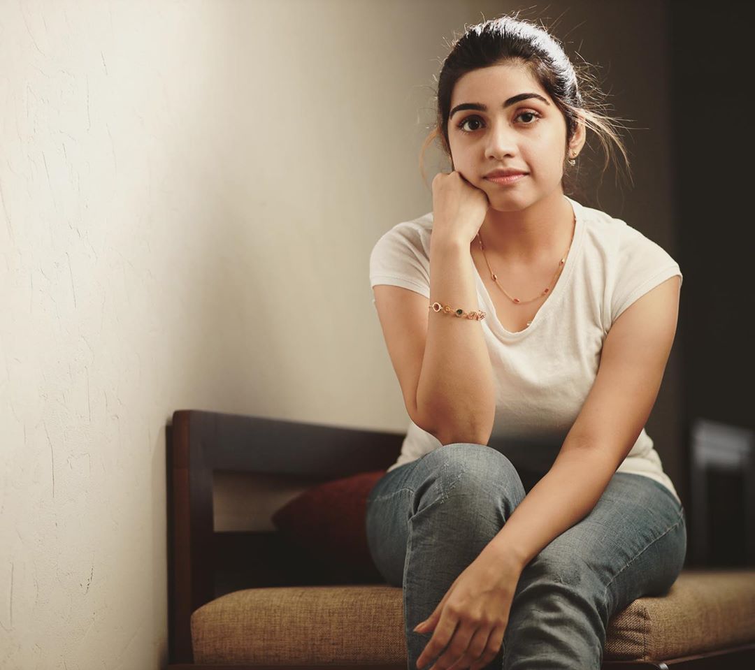 manasa radhakrishnan latest images 2020
