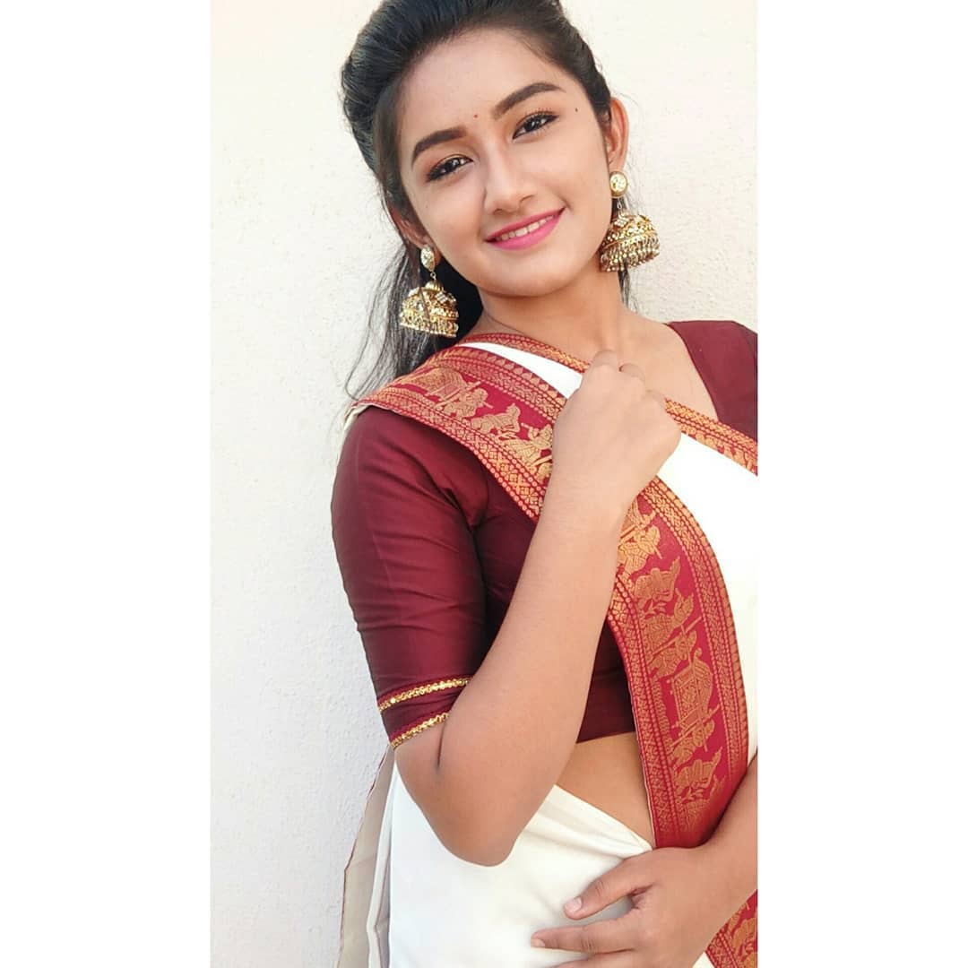 Raveena Daha Gallery