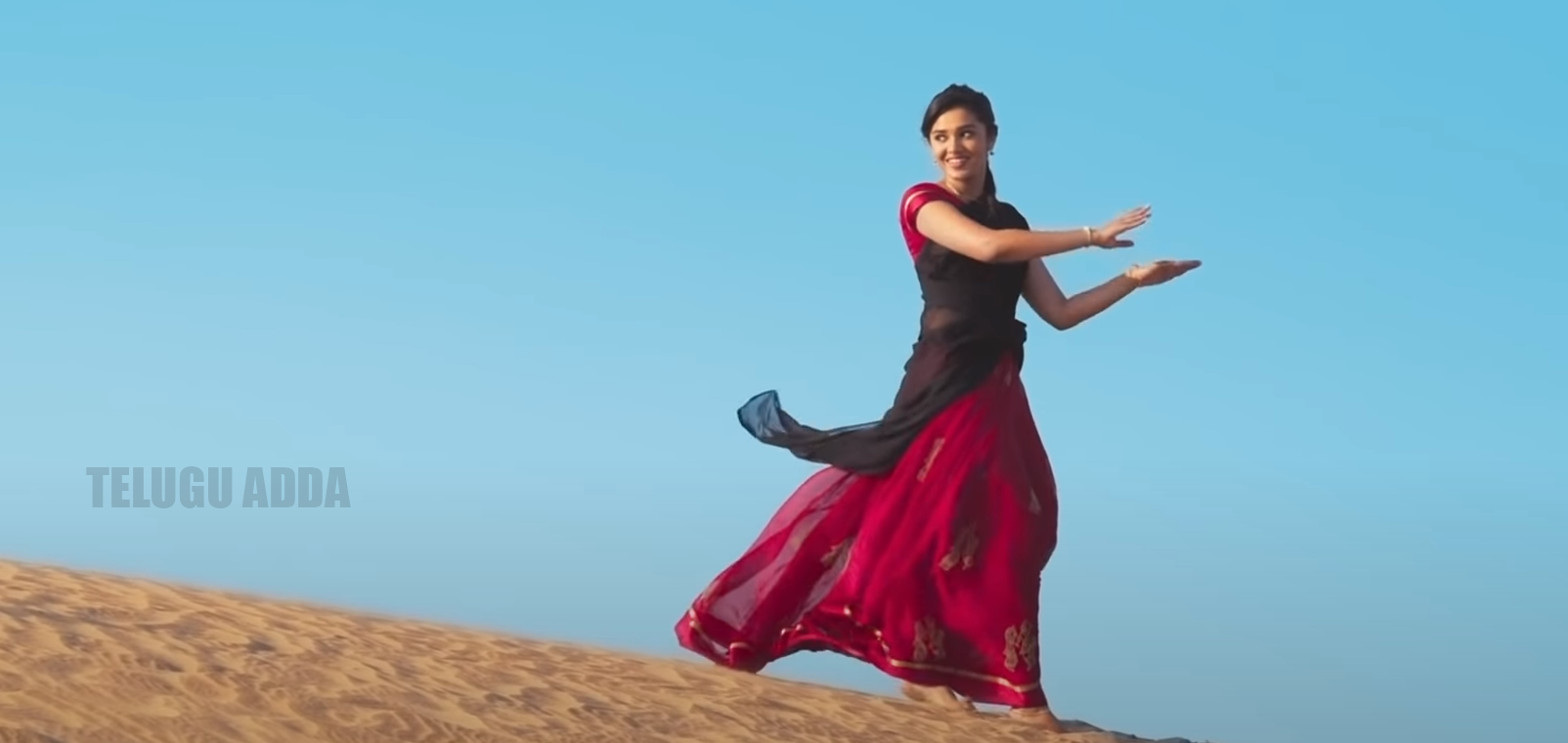 uppena heroine Ranguladdhukunna song images