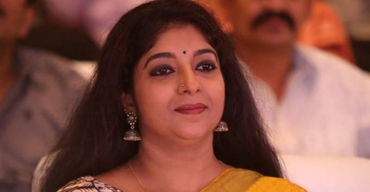 heroines acted in mother roles in second innings