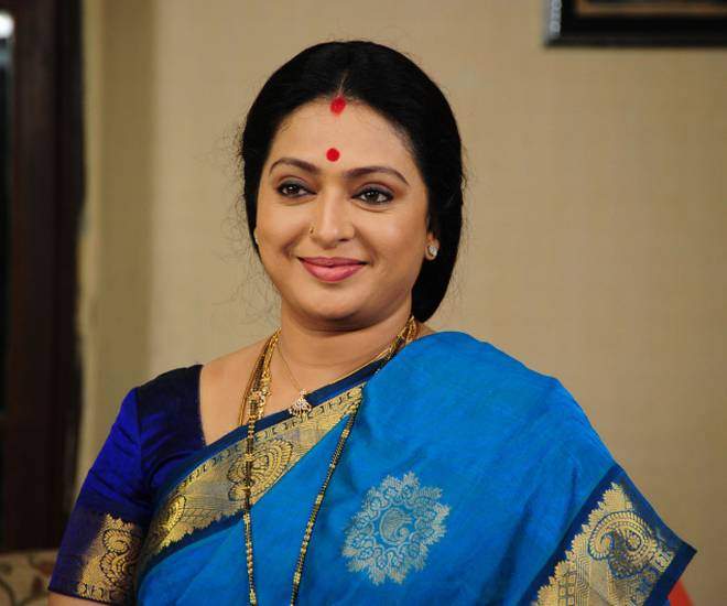 heroines acted in mother roles in second innings