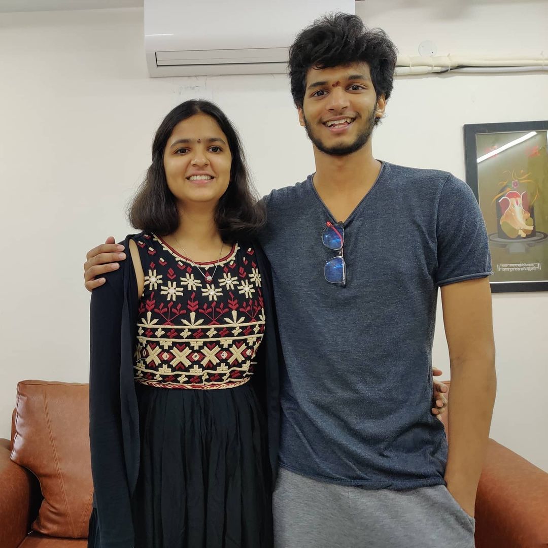 actor prabhakar daughter Divija