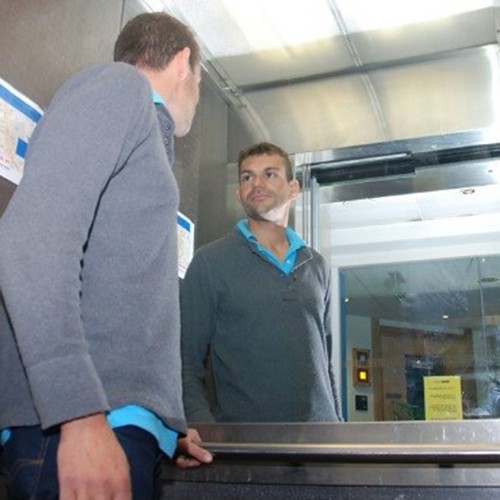 mirror in lift 1