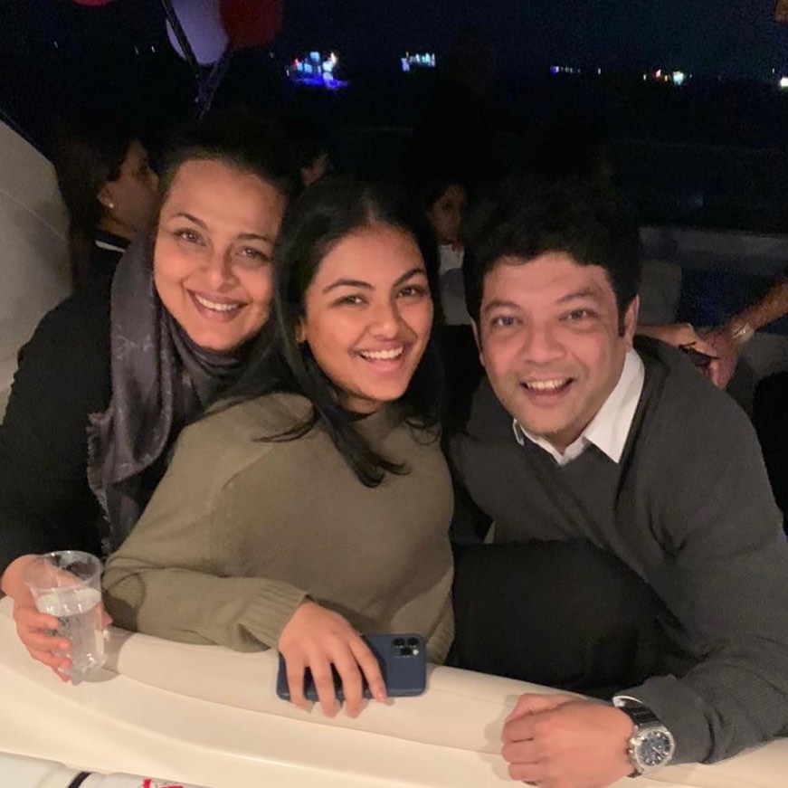 namrata shirodkar sister shilpa shirodkar