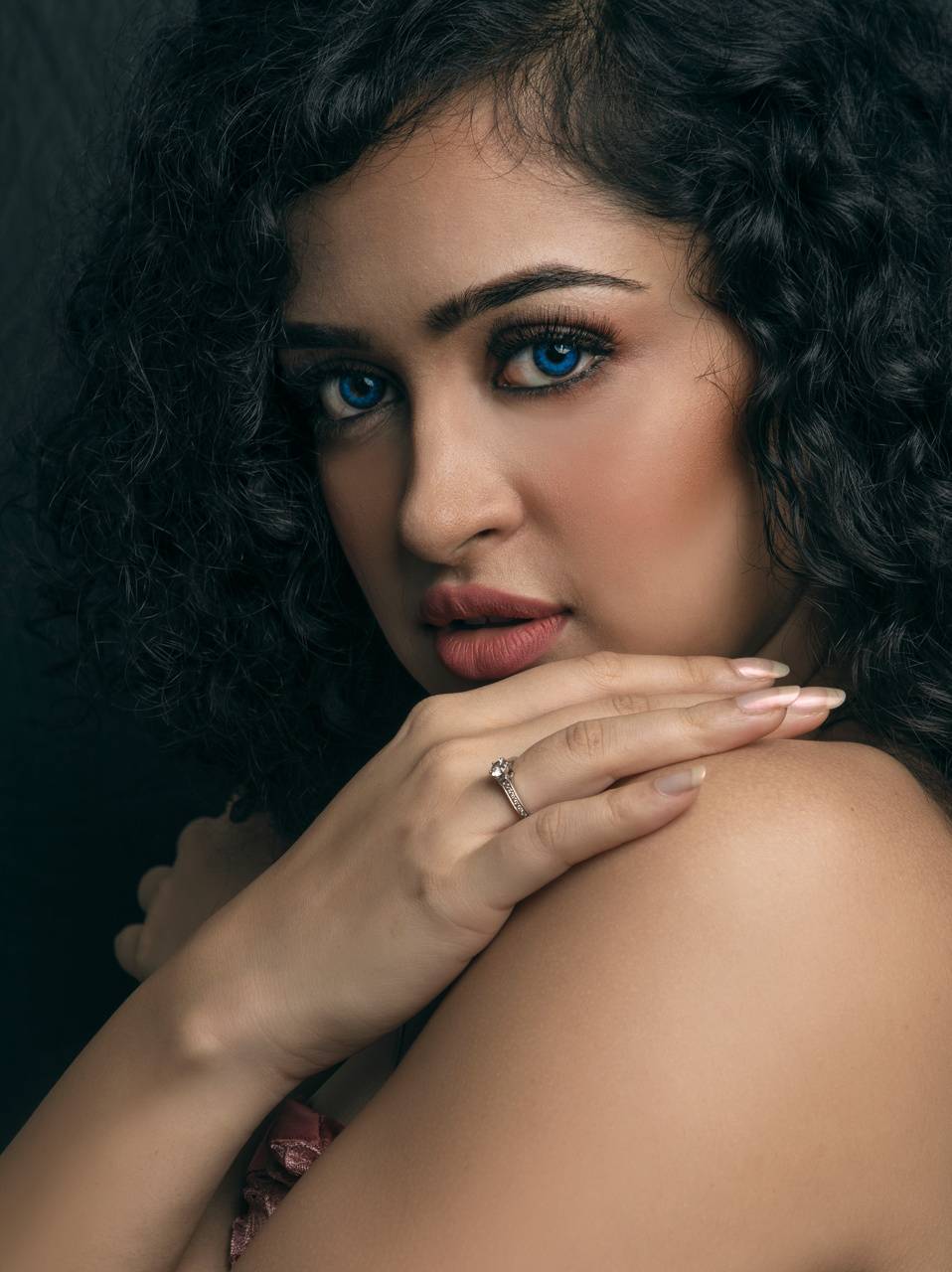 Apsara-rani-photos-images