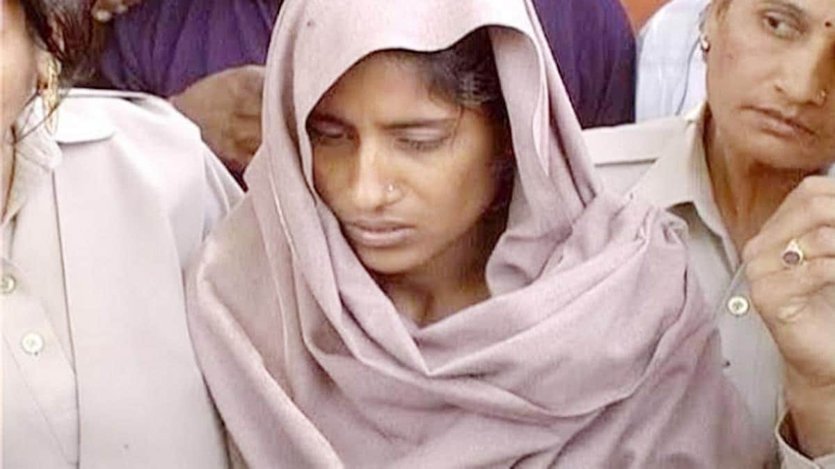 Woman to be hanged for the first time
