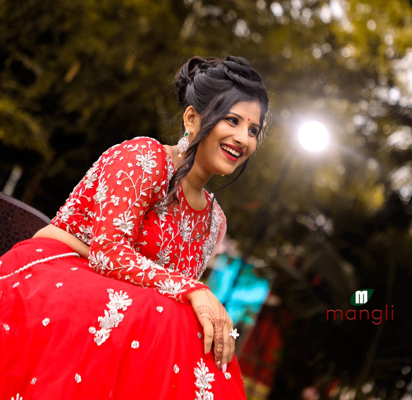 Singer-Mangli-Photos