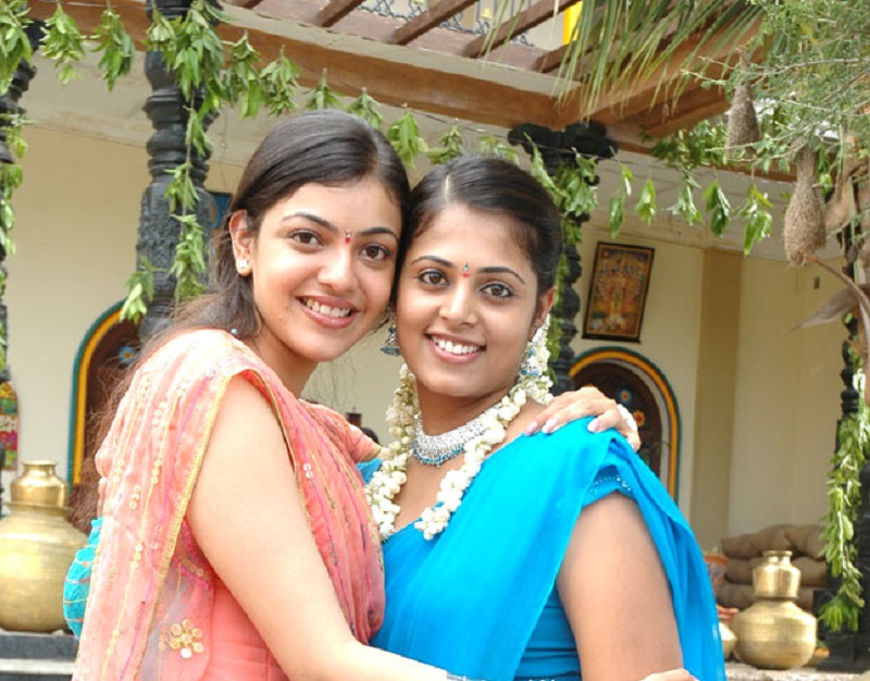 heroines who acted as sisters for other heroines