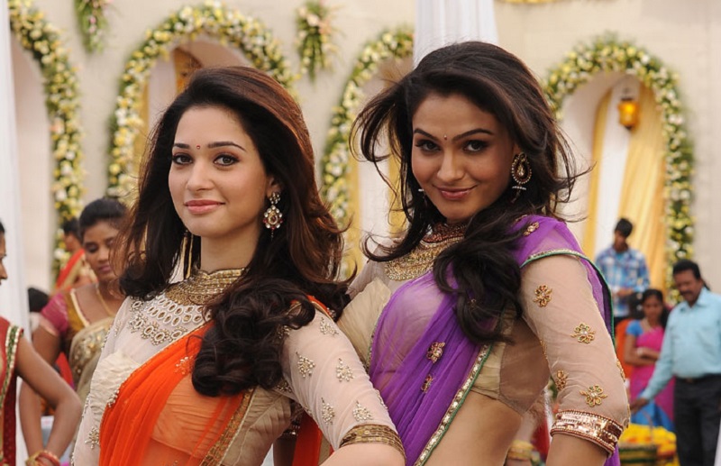 heroines who acted as sisters for other heroines