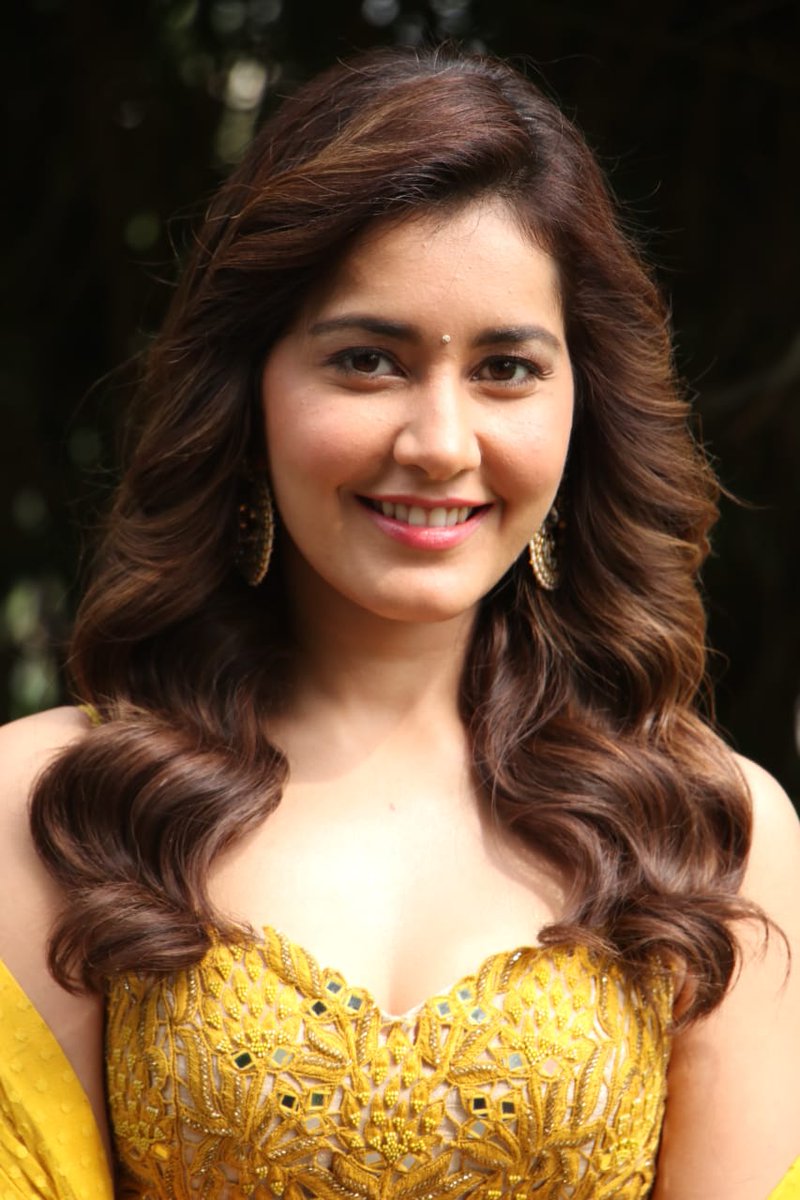 rasi khanna 3