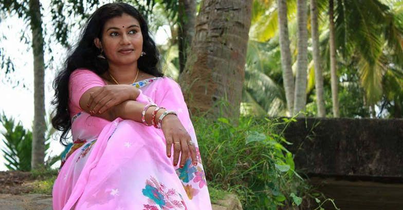serial actress kavitha