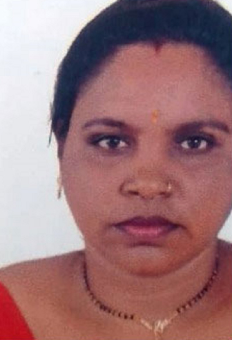 women escaped with money after marriage