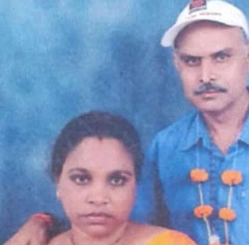 women escaped with money after marriage
