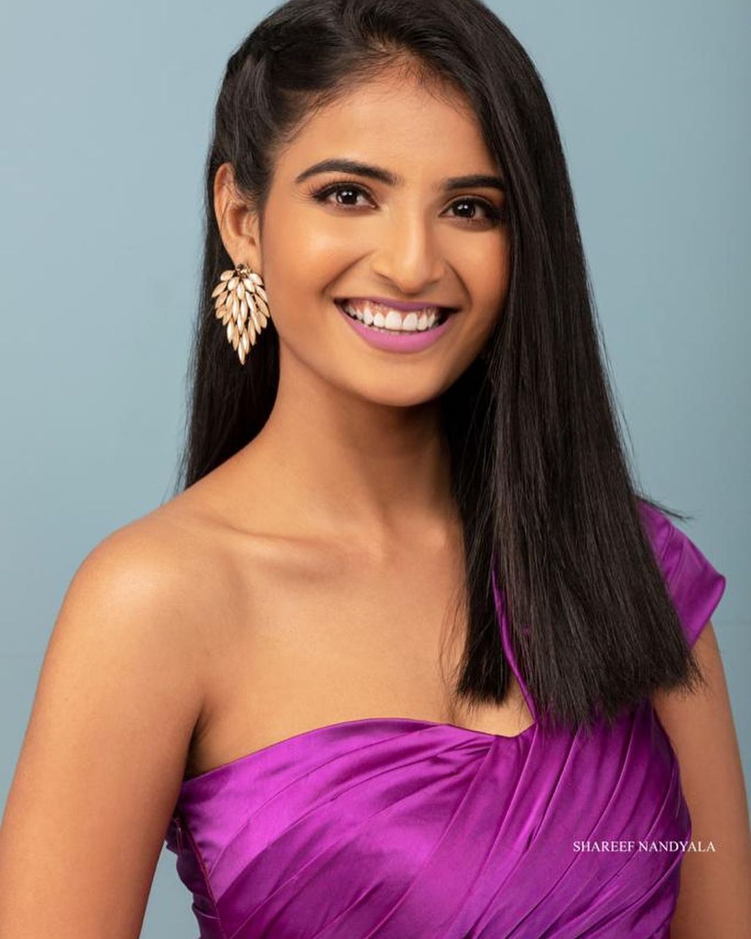 ACTRESS ANANYA NAGALLA IMAGES