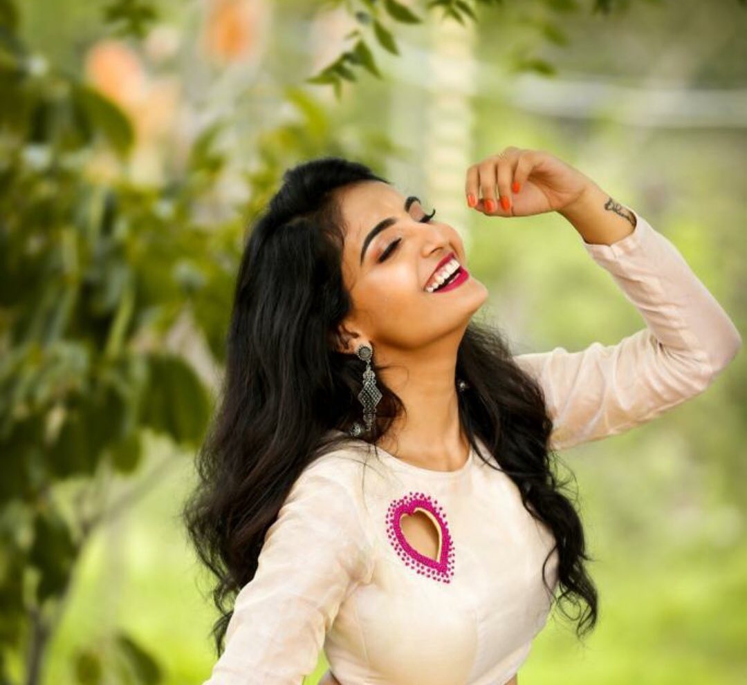 ACTRESS ANANYA NAGALLA IMAGES