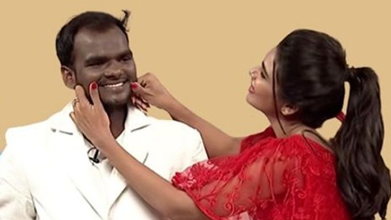 jabardasth Emmanuel reply to a netizen