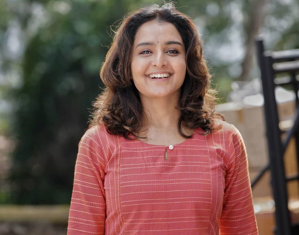 malayalam actress manju warrier latest pictures going viral