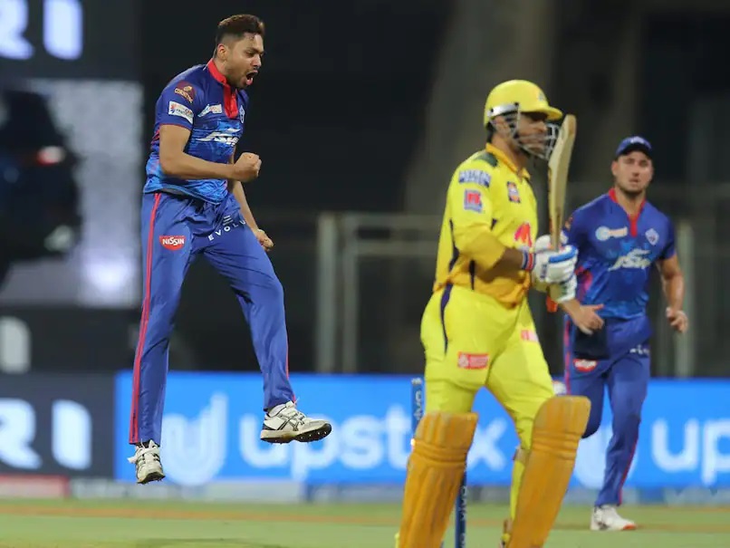 trending memes on csk vs dc ipl 2021