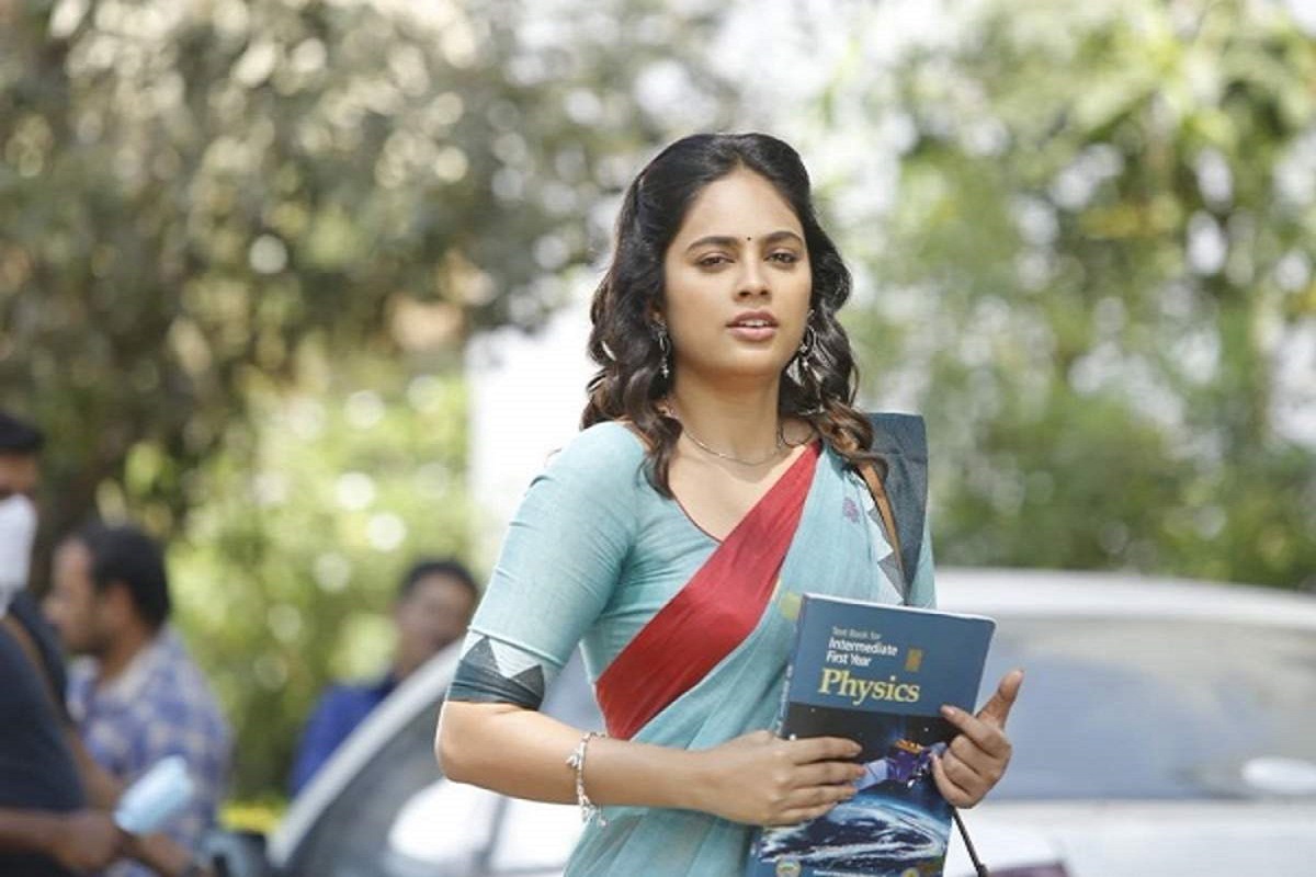 Heroines who played lecturer roles