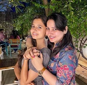 Malli raava actress Preethi Asrani unknown details