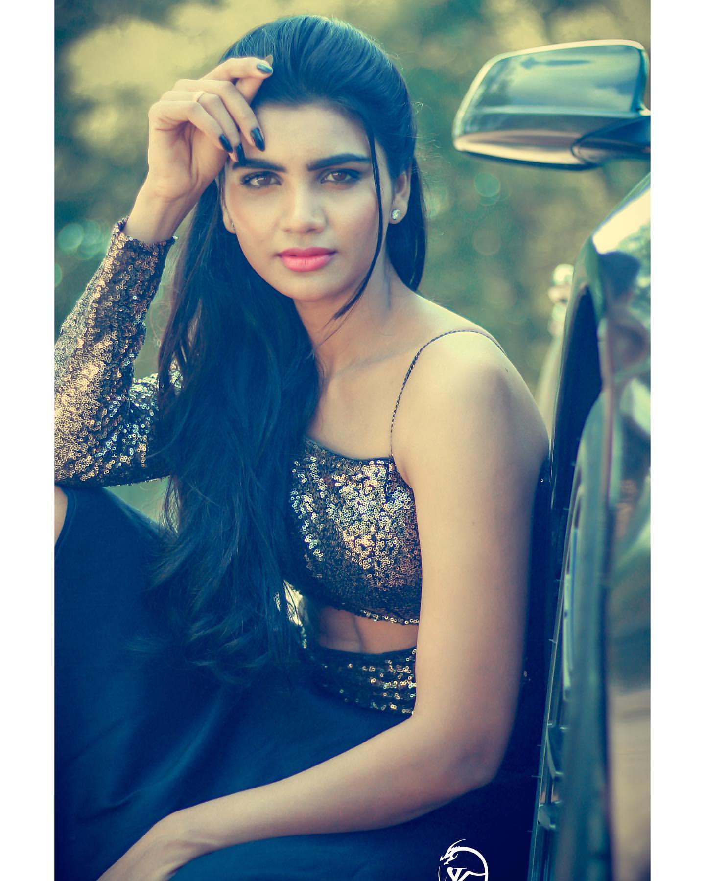 bigg boss 5 telugu contestants names-varsha