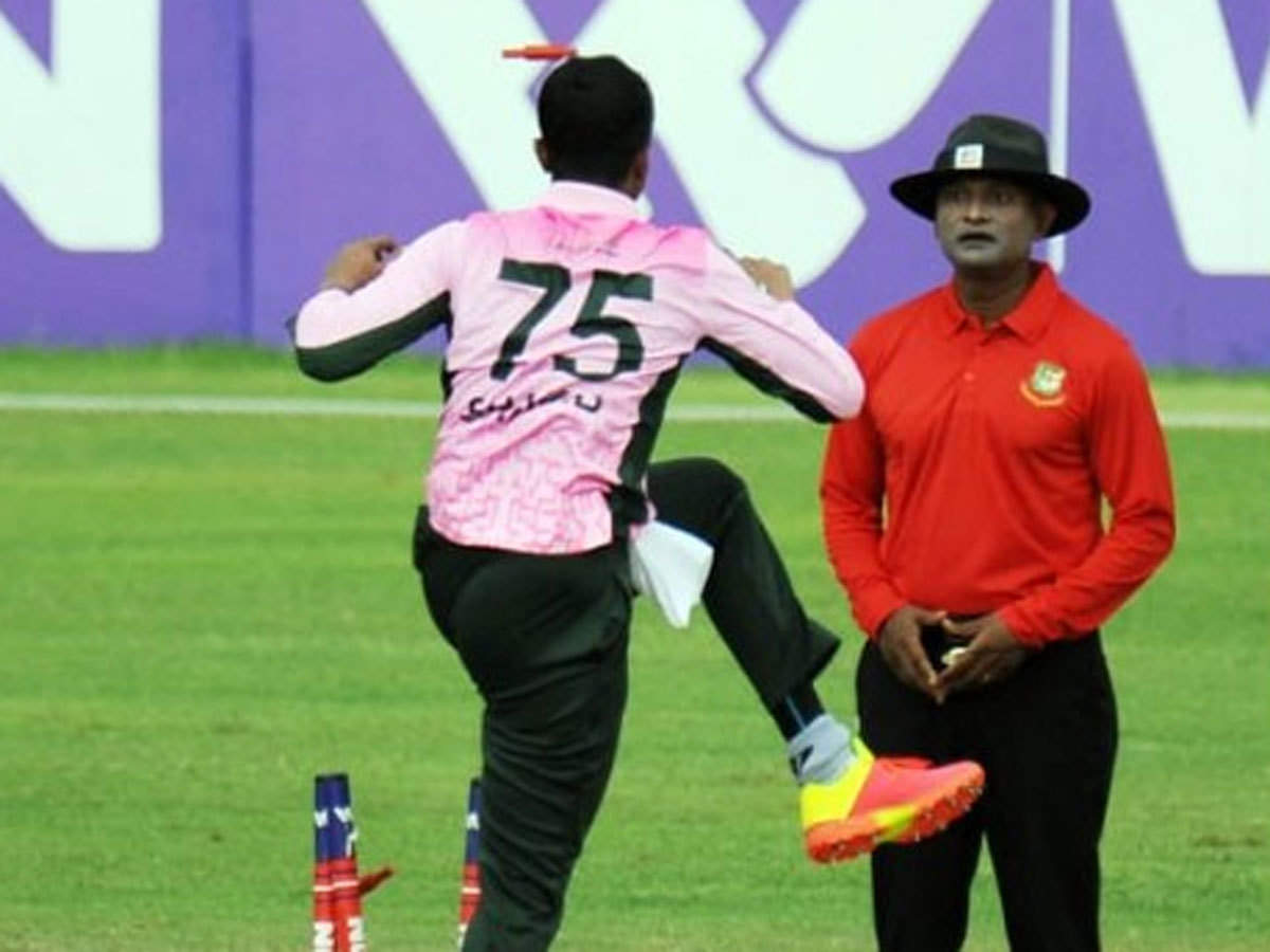 Shakib Al Hasan angry behavior video going viral