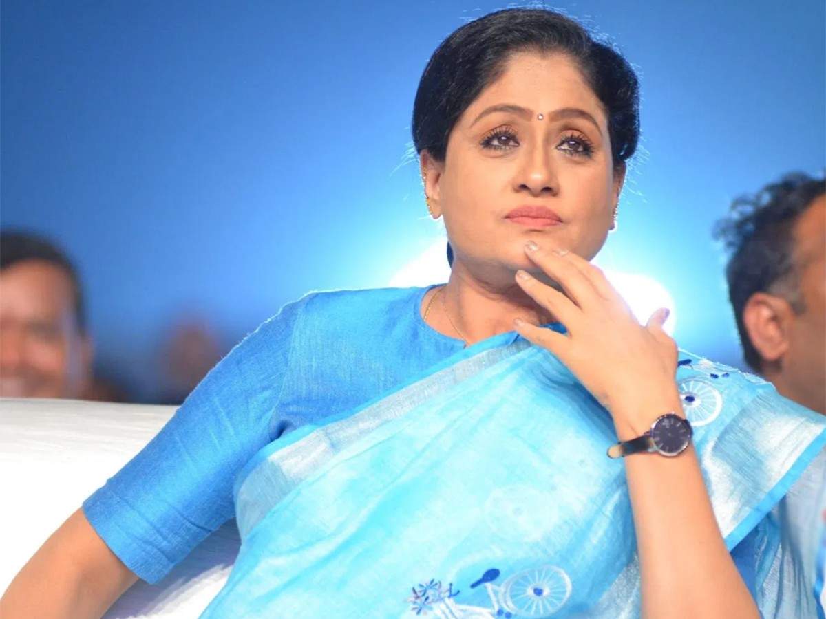 Vijayashanti unseen pictures