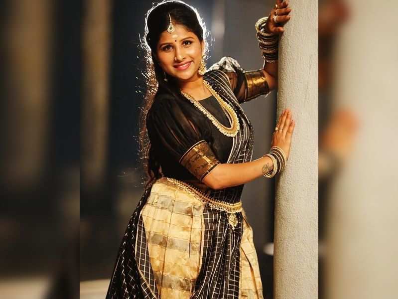 Big-Boss-5-telugu-Contestants-names-mangli