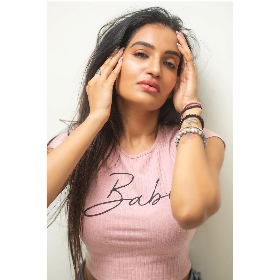 rgv-heroine-sonia-naresh-heroine-images