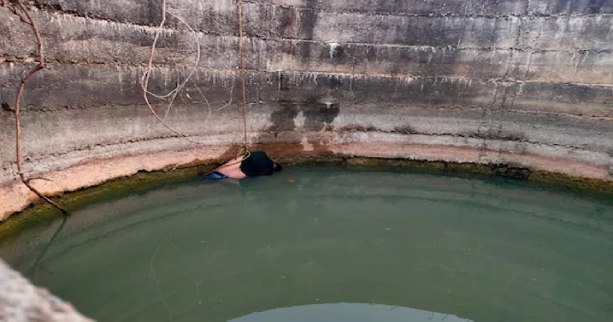 women in well