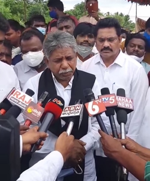 Manda Krishna madiga on Kathi Mahesh death
