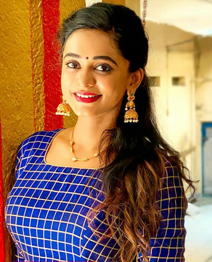 Actress Chandana Shetty Images