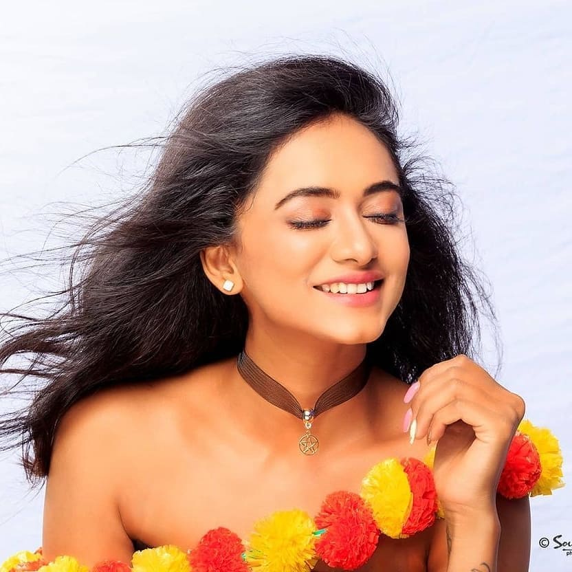 Actress Chandana Shetty Images
