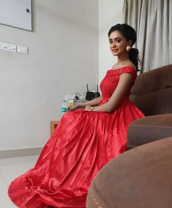 Actress Chandana Shetty Images