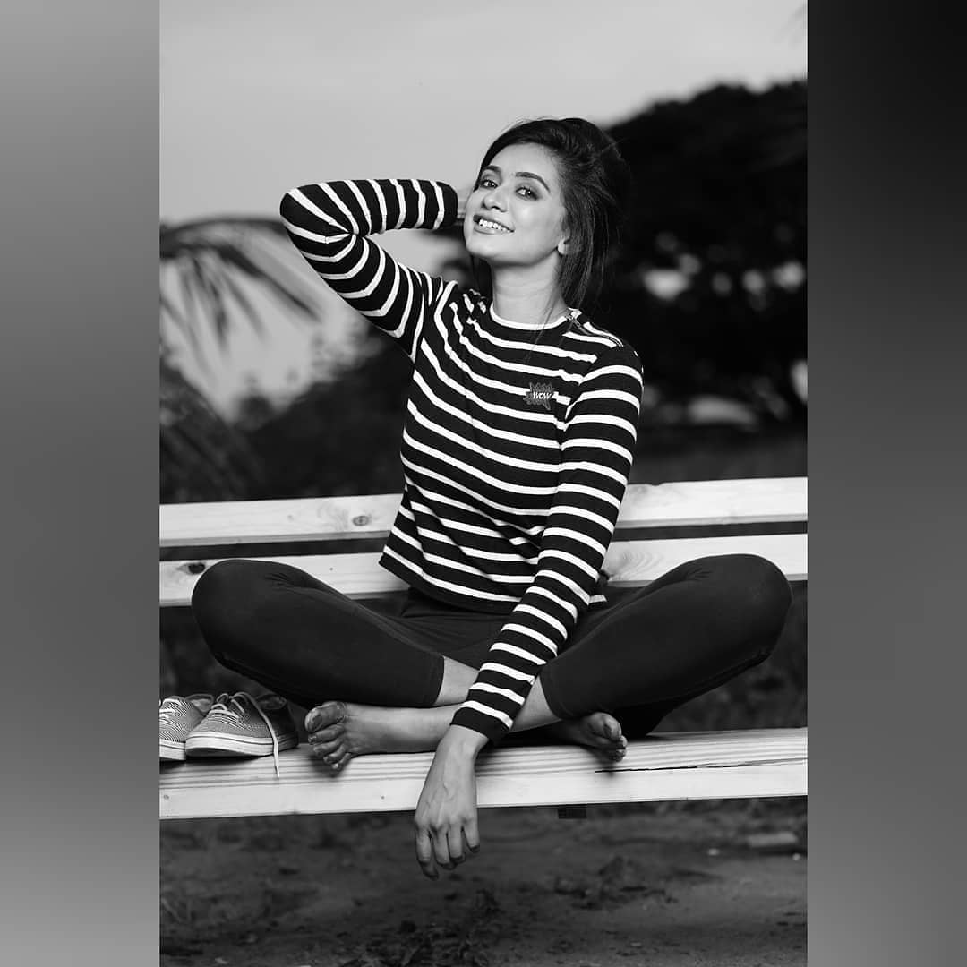 Actress Chandana Shetty Images