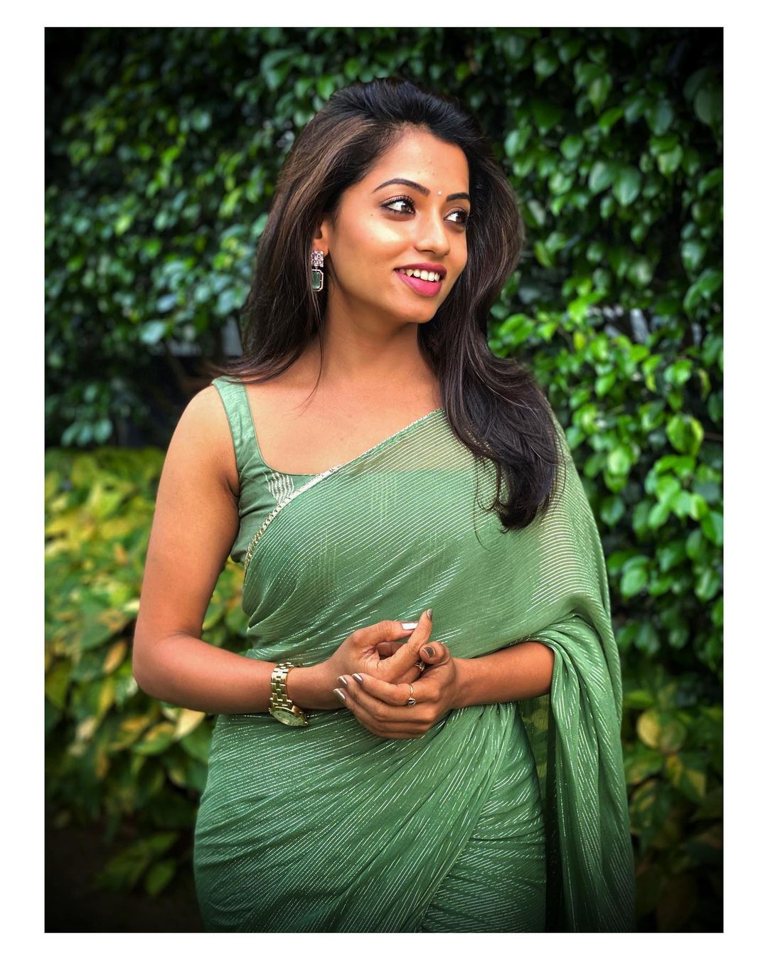 Naa Peru Meenakshi Serial Heroine Navya Swamy Images