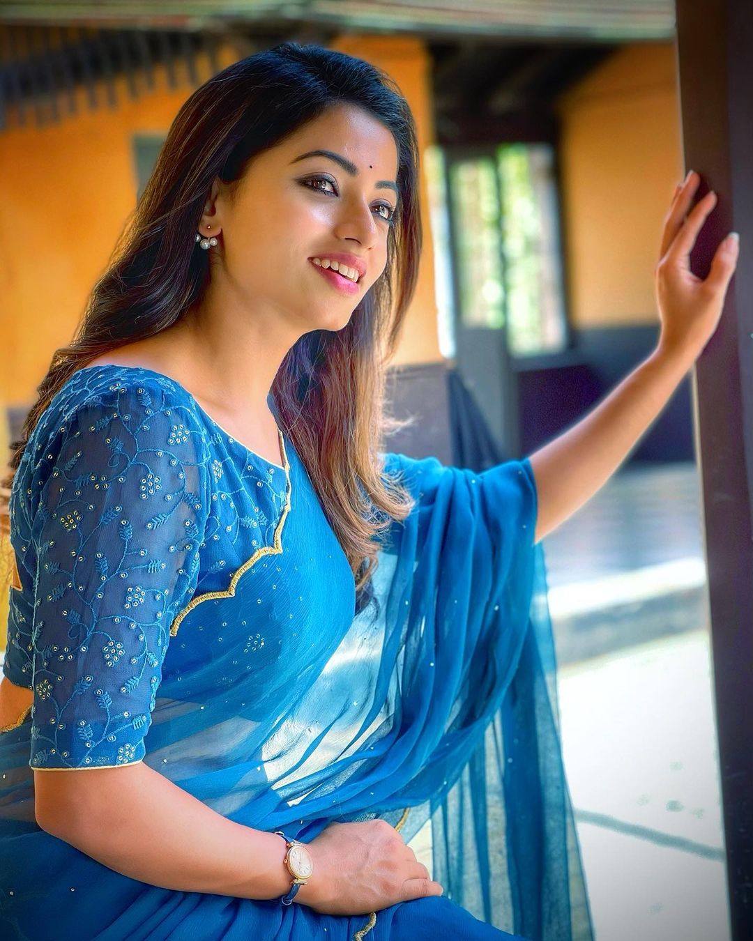 Naa Peru Meenakshi Serial Heroine Navya Swamy Images