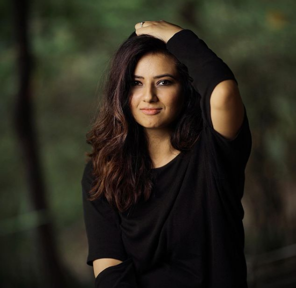 Bigg Boss 5 Telugu Contestant Esha Chawla