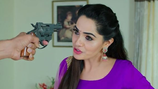 Reason behind Shobha Shetty not appearing in Karthika deepam serial