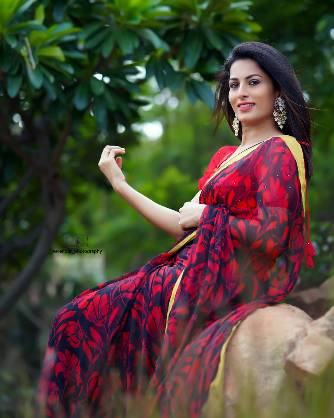 TV9 Anchor Pratyusha Images